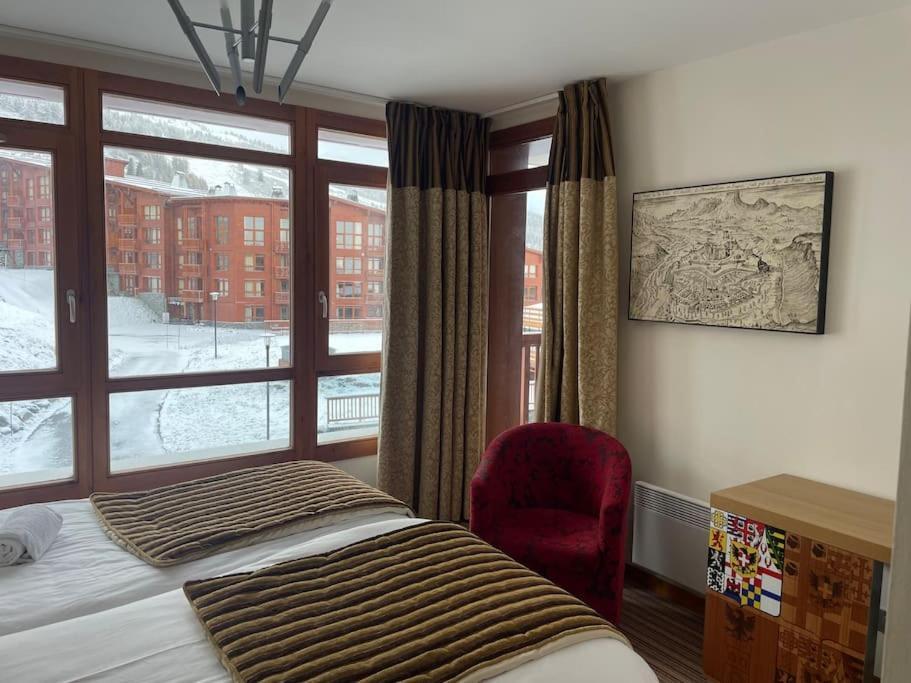 Confort Et Espace Pour Cet Appartement Duplex De 100 M2 Avec Grand Sejour Expose Sud Avec Cheminee, 4 Chambres , Acces Direct Aux Pistes De Ski Et Au Golf Dans La Residence Edenarc Avec Piscine, Jacuzzi Et Spa Bourg-Saint-Maurice Exterior photo