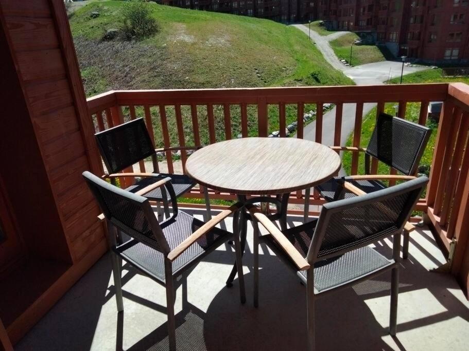Confort Et Espace Pour Cet Appartement Duplex De 100 M2 Avec Grand Sejour Expose Sud Avec Cheminee, 4 Chambres , Acces Direct Aux Pistes De Ski Et Au Golf Dans La Residence Edenarc Avec Piscine, Jacuzzi Et Spa Bourg-Saint-Maurice Exterior photo